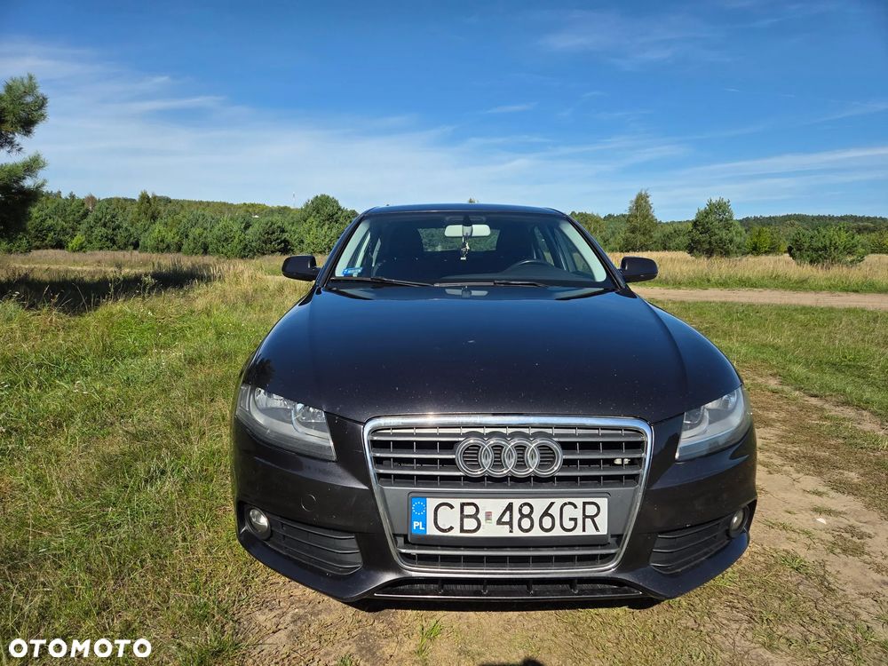 Audi A4 Limousine - 5