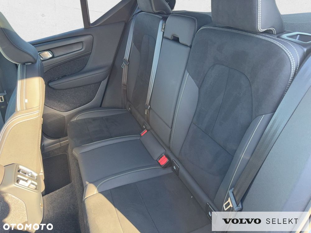Volvo XC 40 - 18