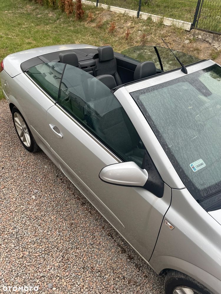 Opel Astra GTC 1.9 CDTI Cosmo - 15