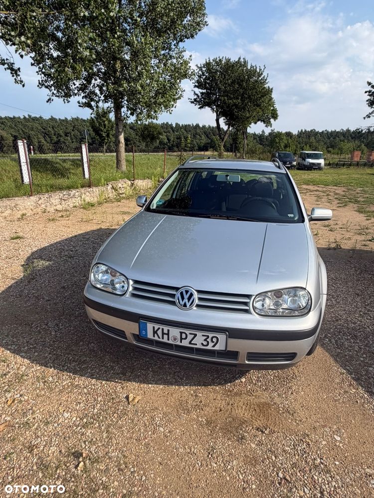 Volkswagen Golf - 3