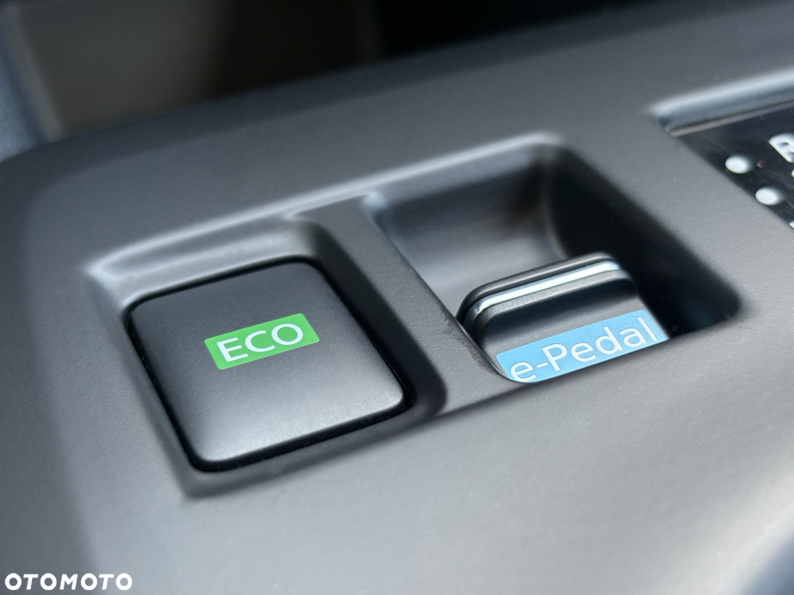 Nissan Leaf - 13