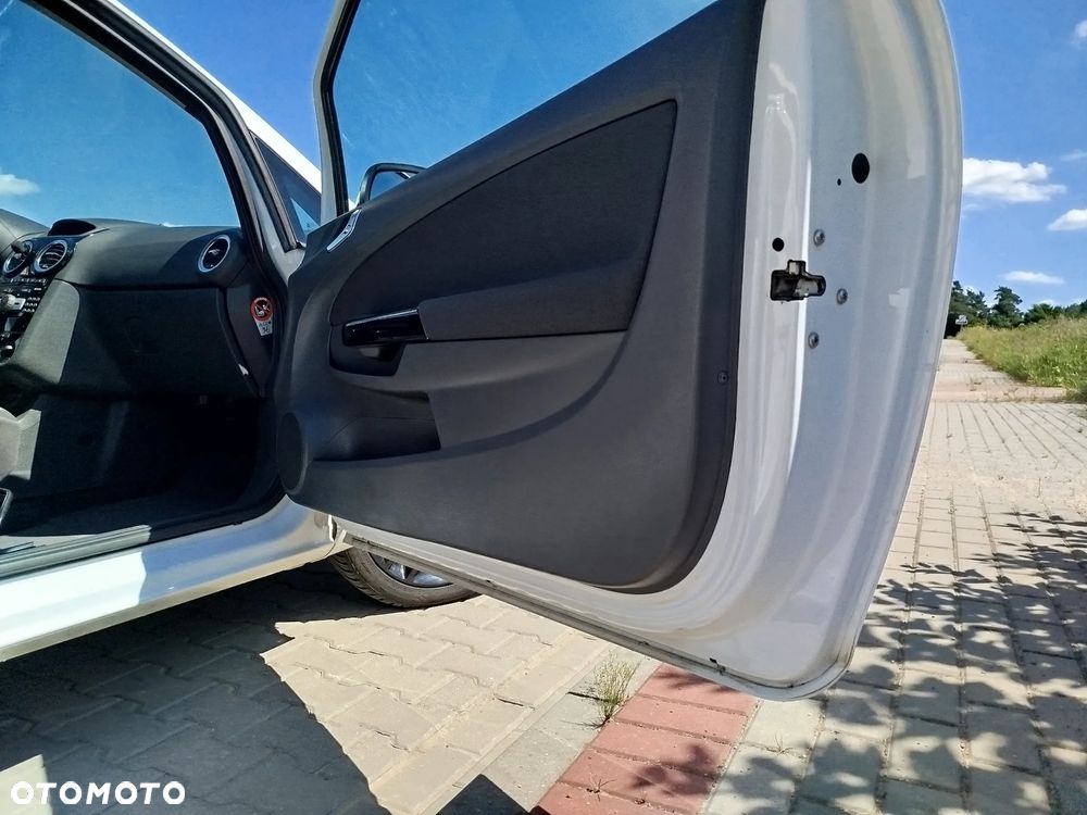 Opel Corsa - 17