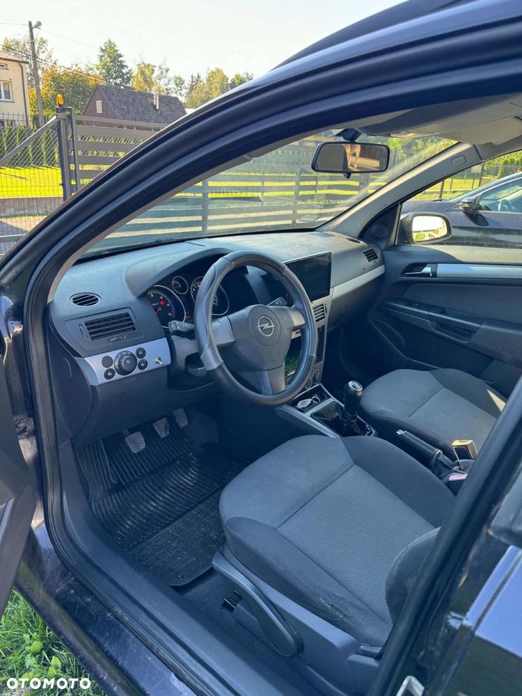Opel Astra - 4
