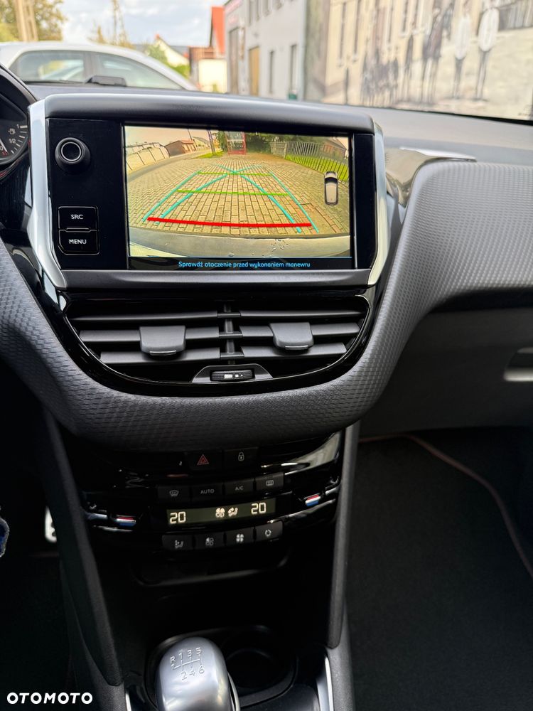 Peugeot 208 1.2 PureTech Allure S&S - 16