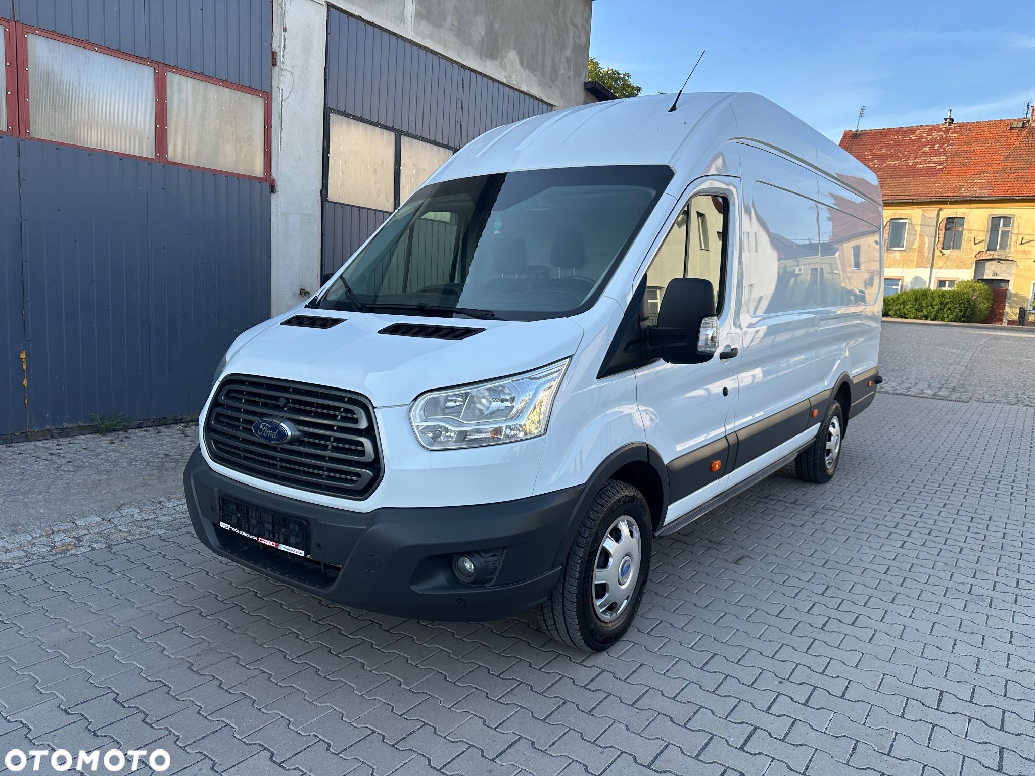 Ford Transit - 1