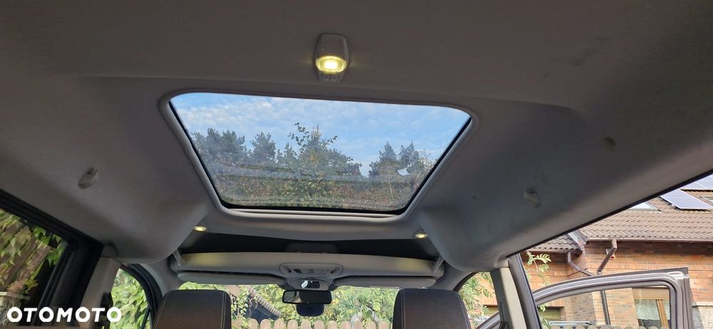 Ford Tourneo Connect - 17