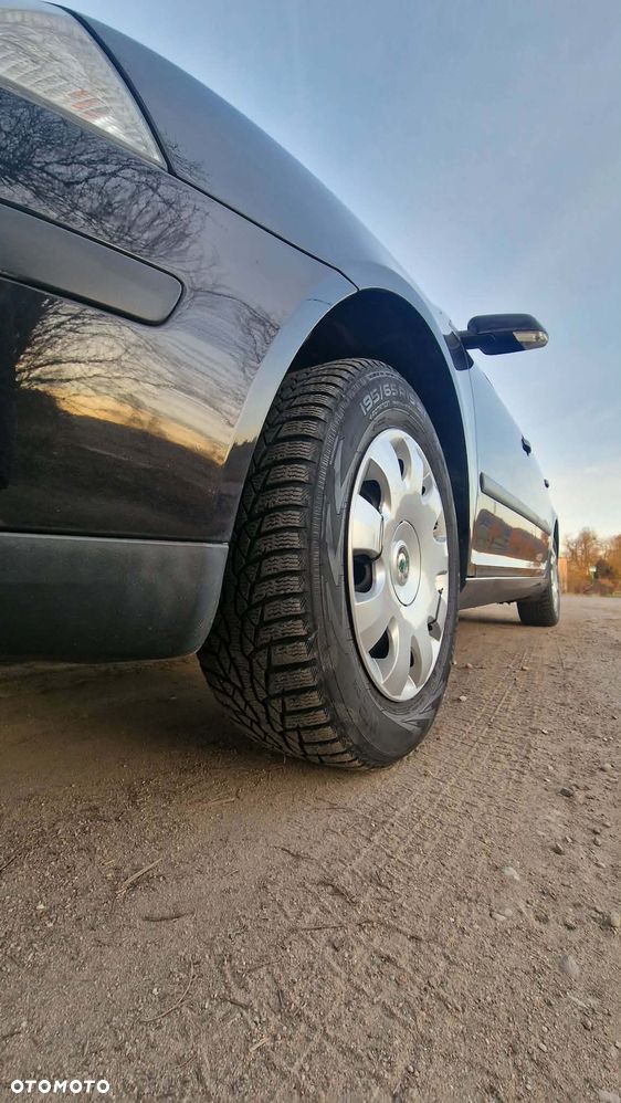 Skoda Octavia 1.6 Active - 22