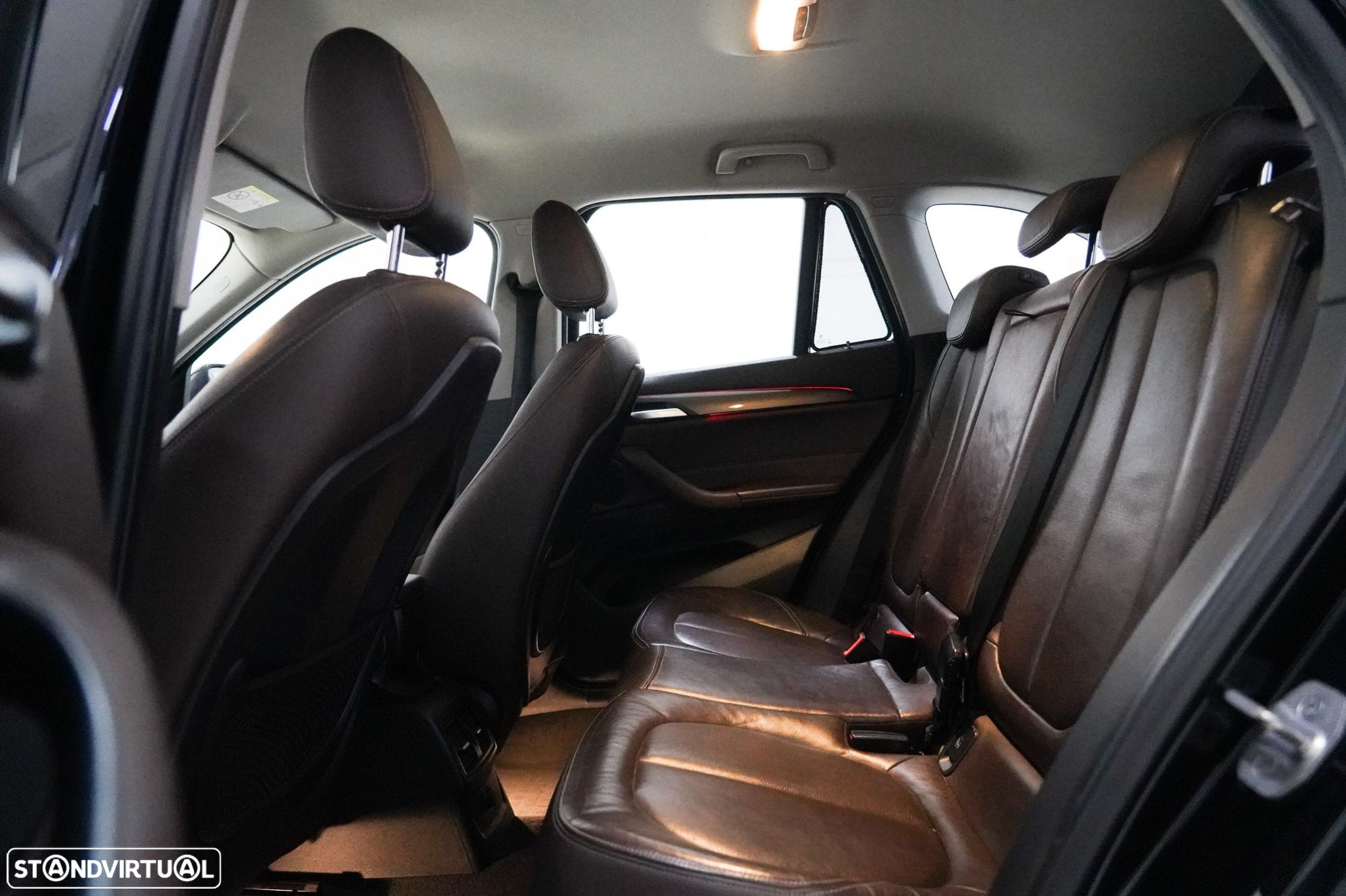 BMW X1 18 d sDrive Advantage - 7