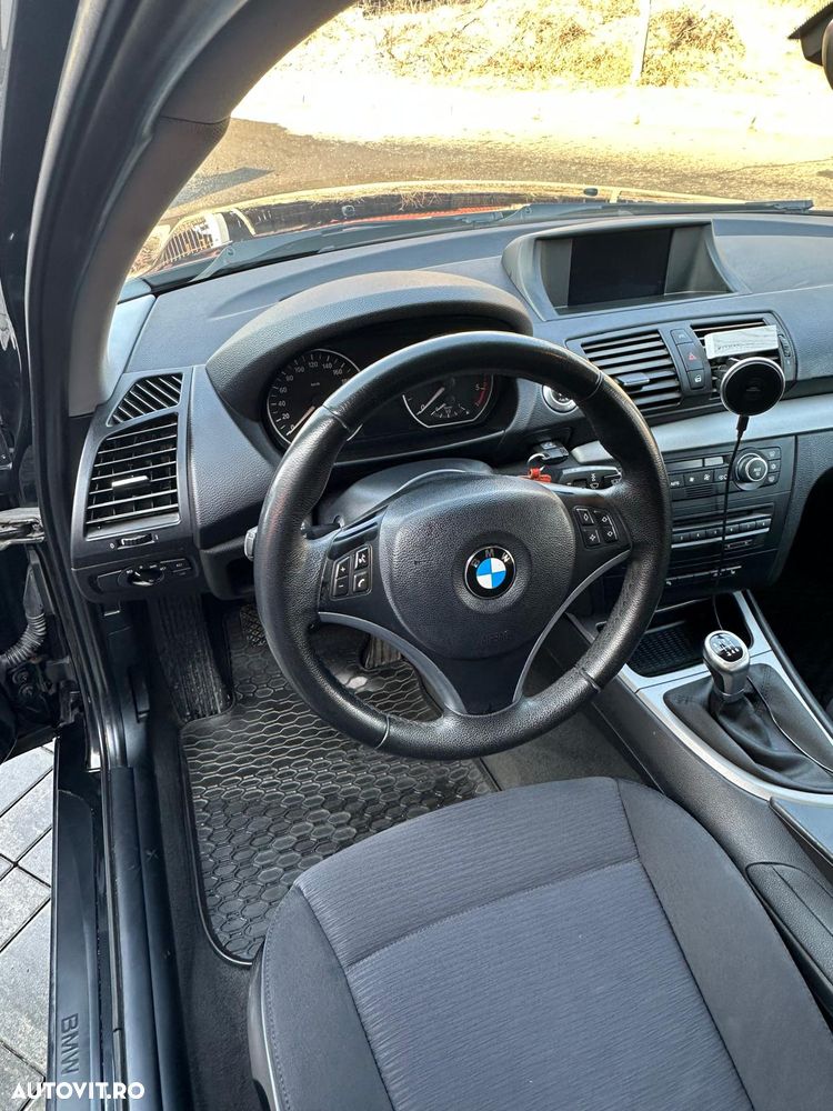 BMW Seria 1 118d - 5