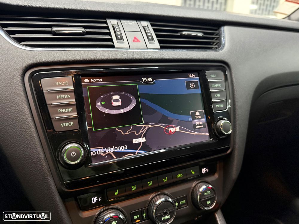 Skoda Octavia Break 2.0 TDI (Green tec) RS - 18