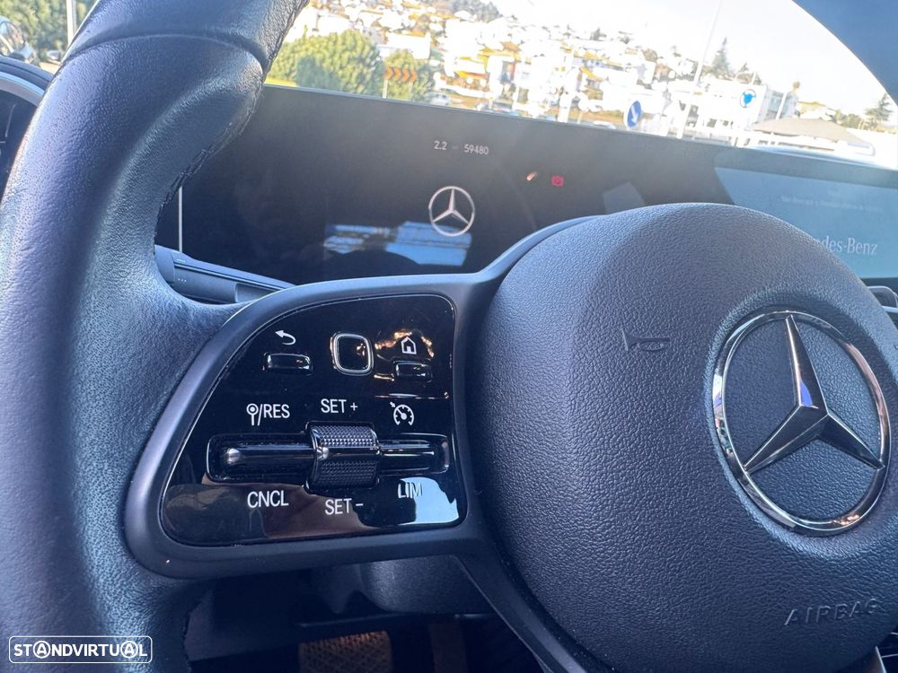 Mercedes-Benz A 180 Limousine d Business Solutions Aut. - 14