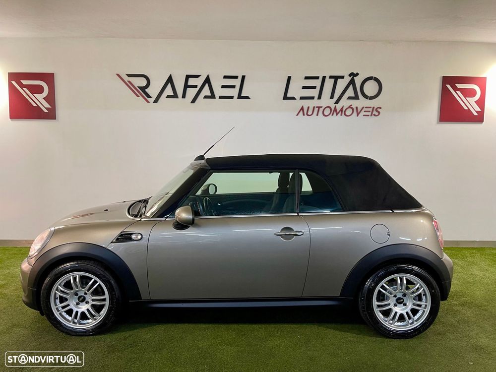 MINI Cabrio Cooper D - 15