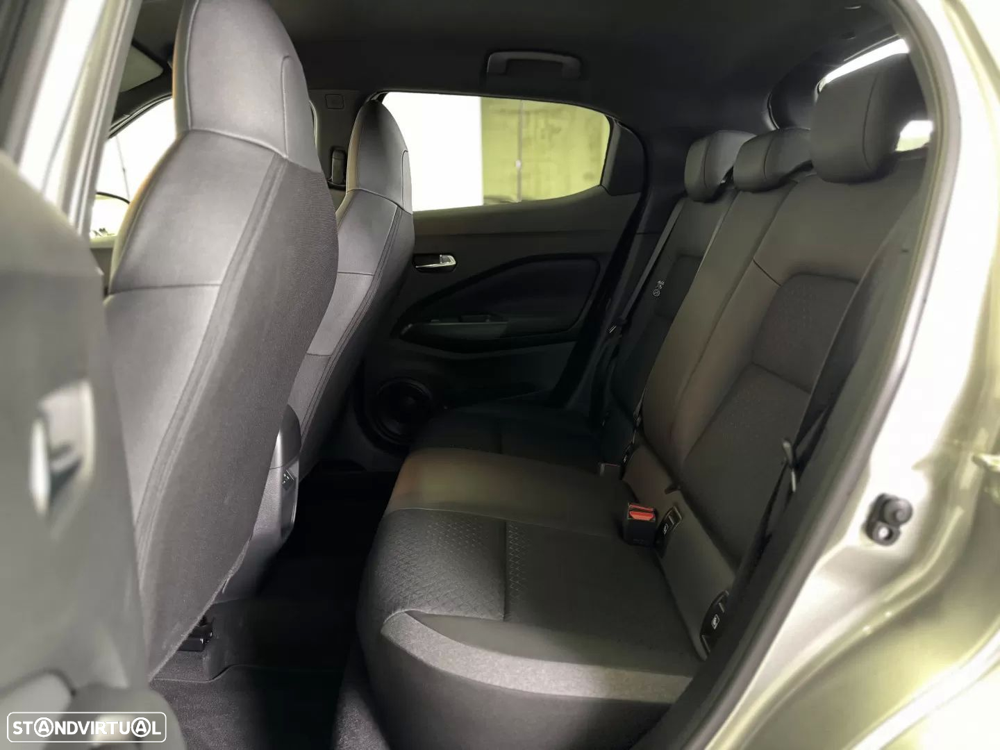 Nissan Juke 1.0 DIG-T N-Connecta NAV. DCT - 34