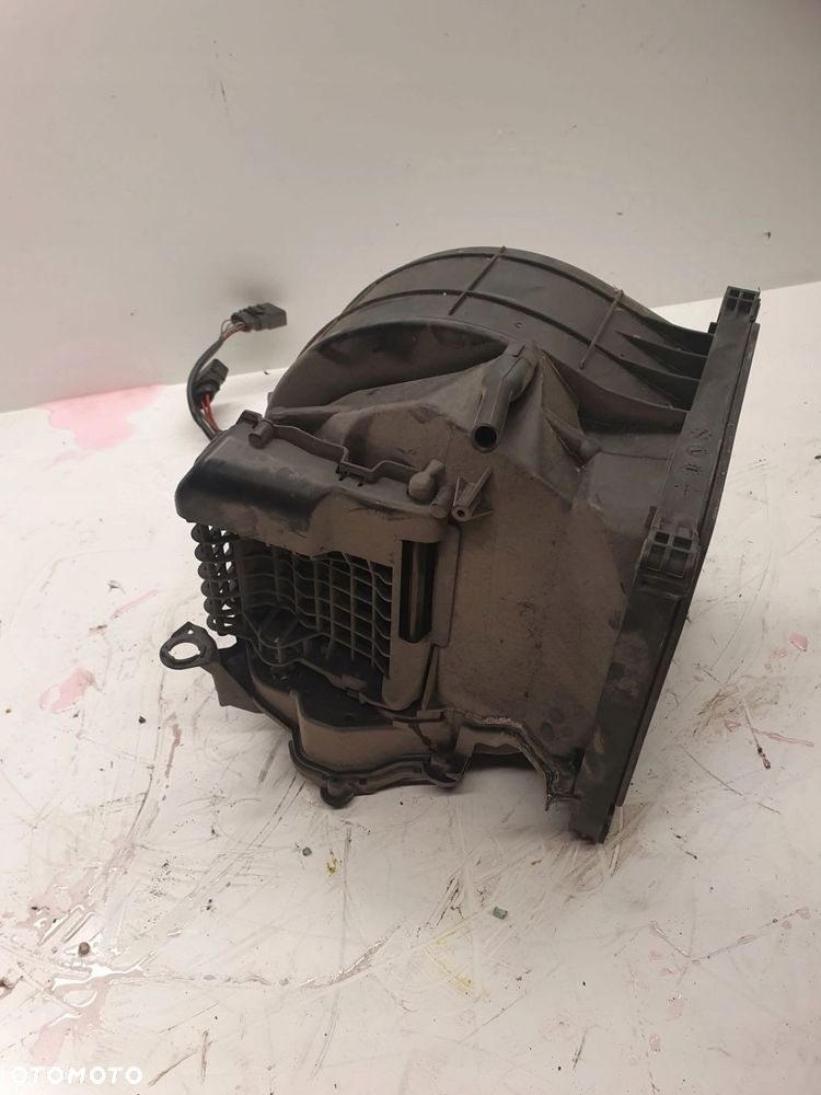 DMUCHAWA NAGRZEWNICY AUDI A6 C6 4F0820155F - 5