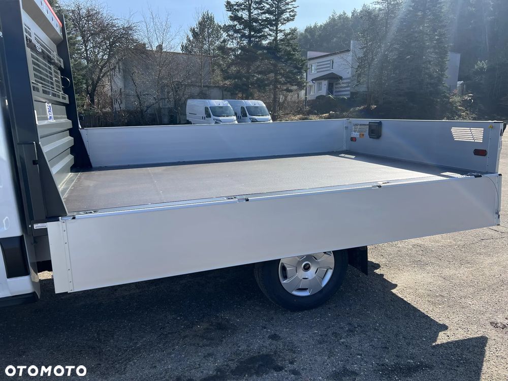 Ford Transit - 29