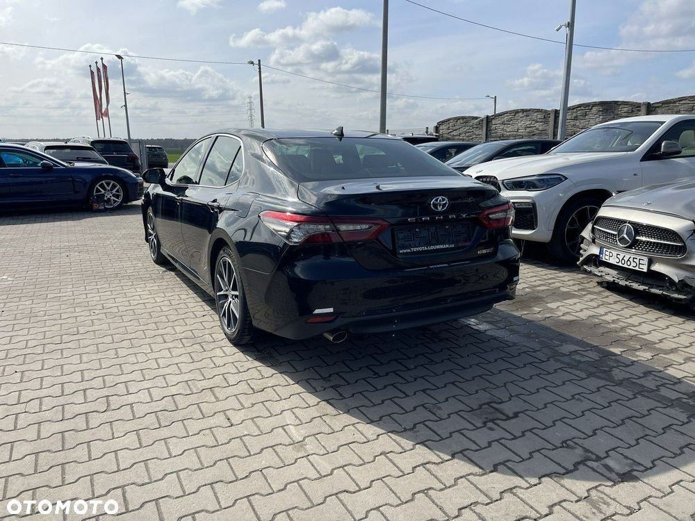 Toyota Camry 2.5 Hybrid Comfort CVT - 2