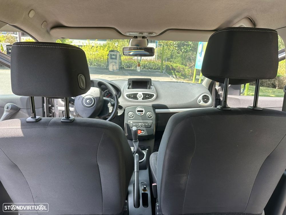 Renault Clio 1.2 16V Dynamique - 7