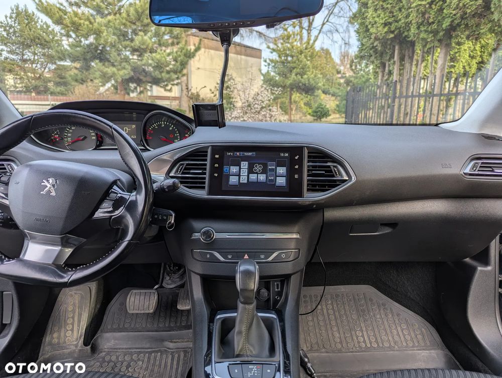 Peugeot 308 1.6 BlueHDi Active S&S EAT6 - 8