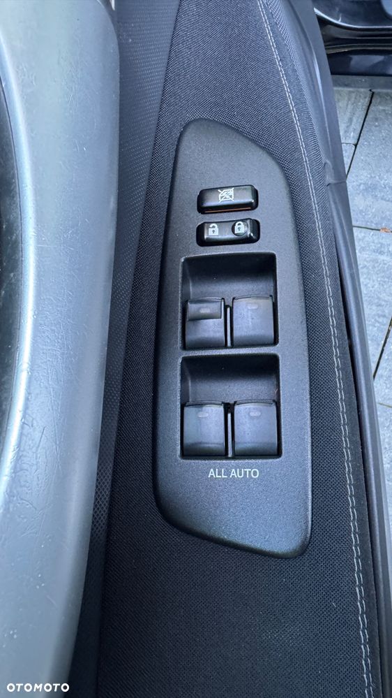 Toyota Auris 1.6 Premium - 33