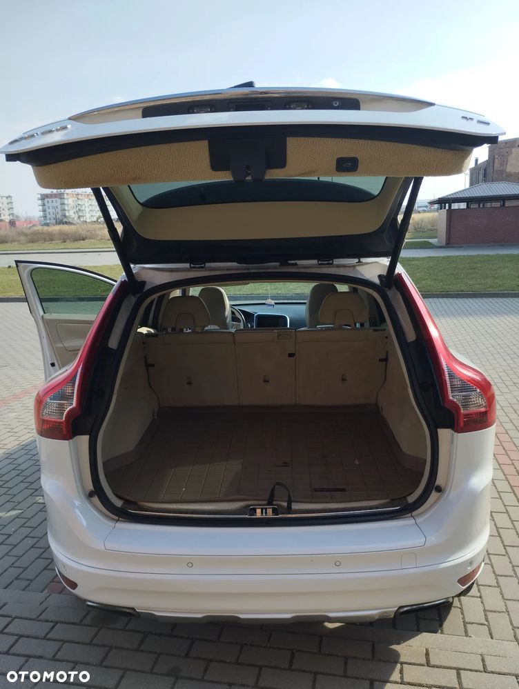 Volvo XC 60 T5 Geartronic Ocean Race - 24