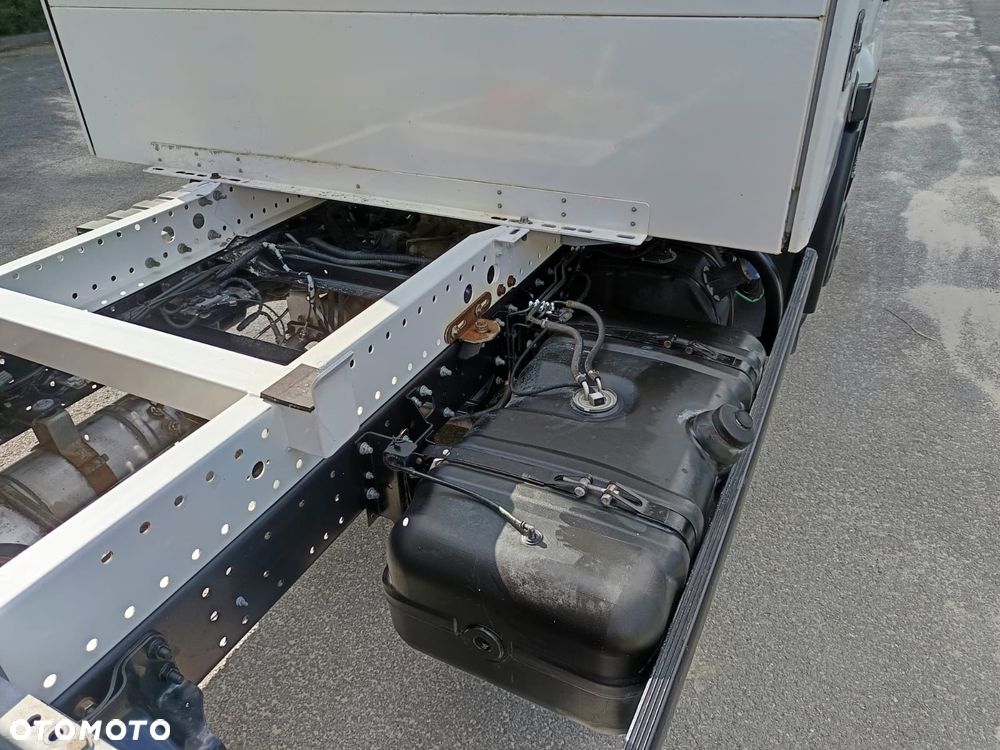 Nissan NT500 ATLEON 35HD.15 3.0D 150KM Kiper Wywrotka - 14