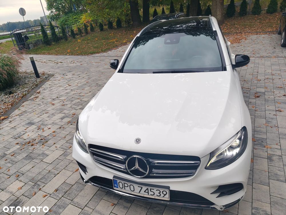 Mercedes-Benz GLC - 11