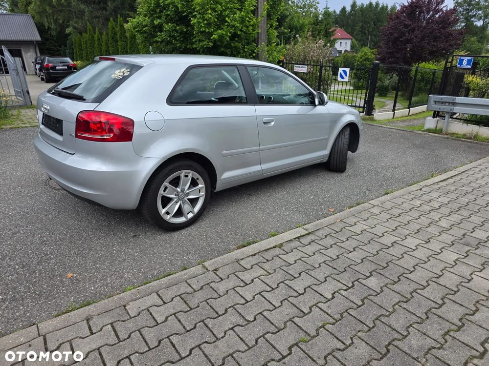 Audi A3 3-drzwiowe 1.6 S line Sportpaket (plus) - 35