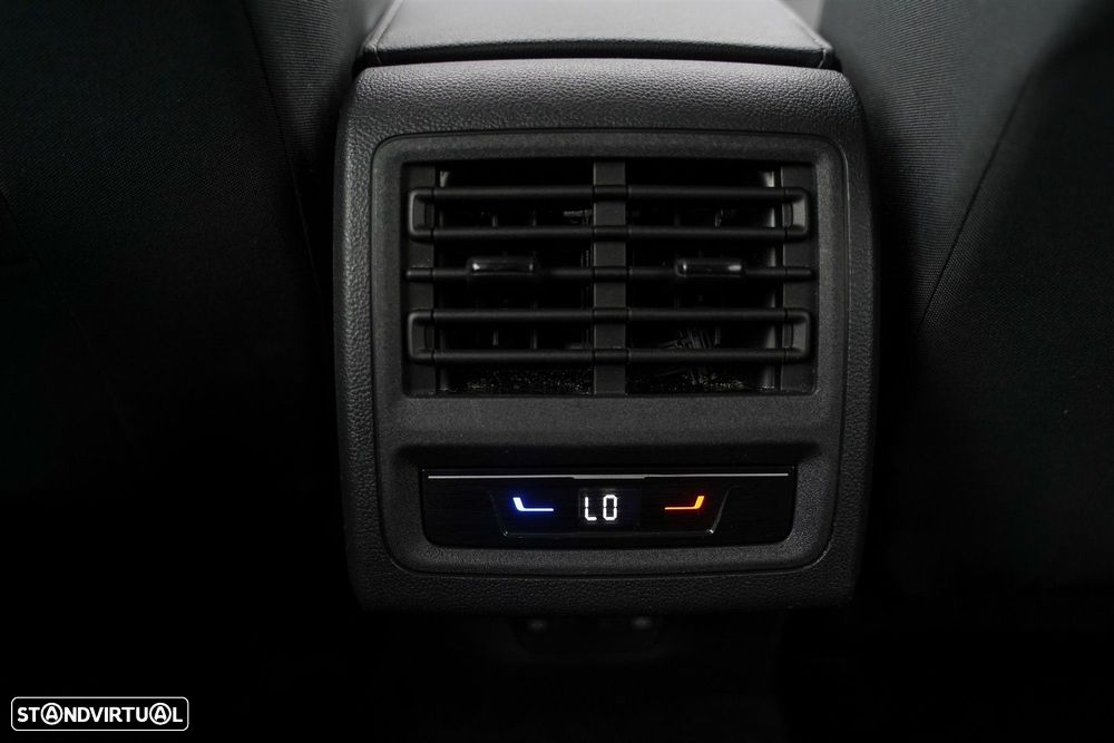 VW Golf 2.0 TDI Life DSG - 15