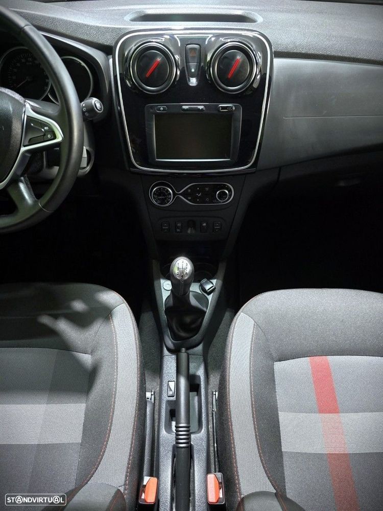 Dacia Logan MCV 0.9 TCe SL Adventure Bi-Fuel - 25