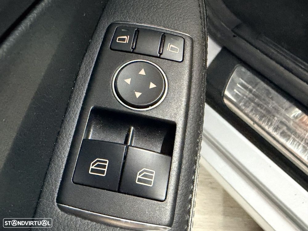 Mercedes-Benz SLK 200 Aut. - 24