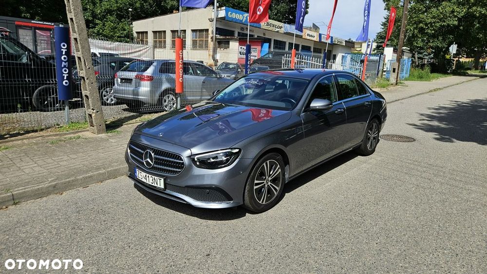 Mercedes-Benz Klasa E 200 d 9G-TRONIC Night Edition - 3