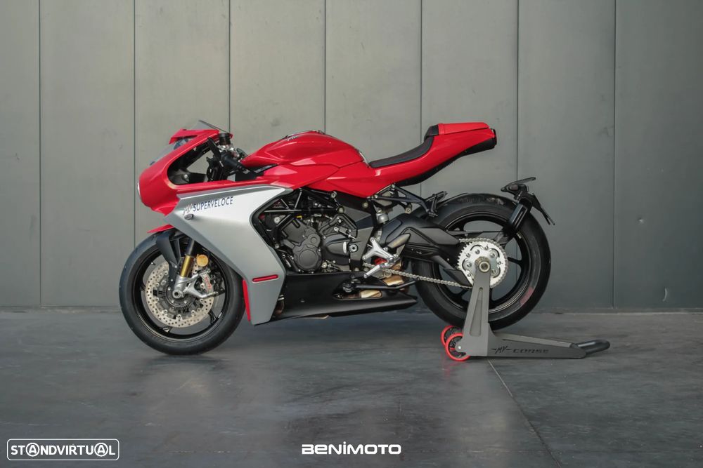 MV Agusta Superveloce S - 2