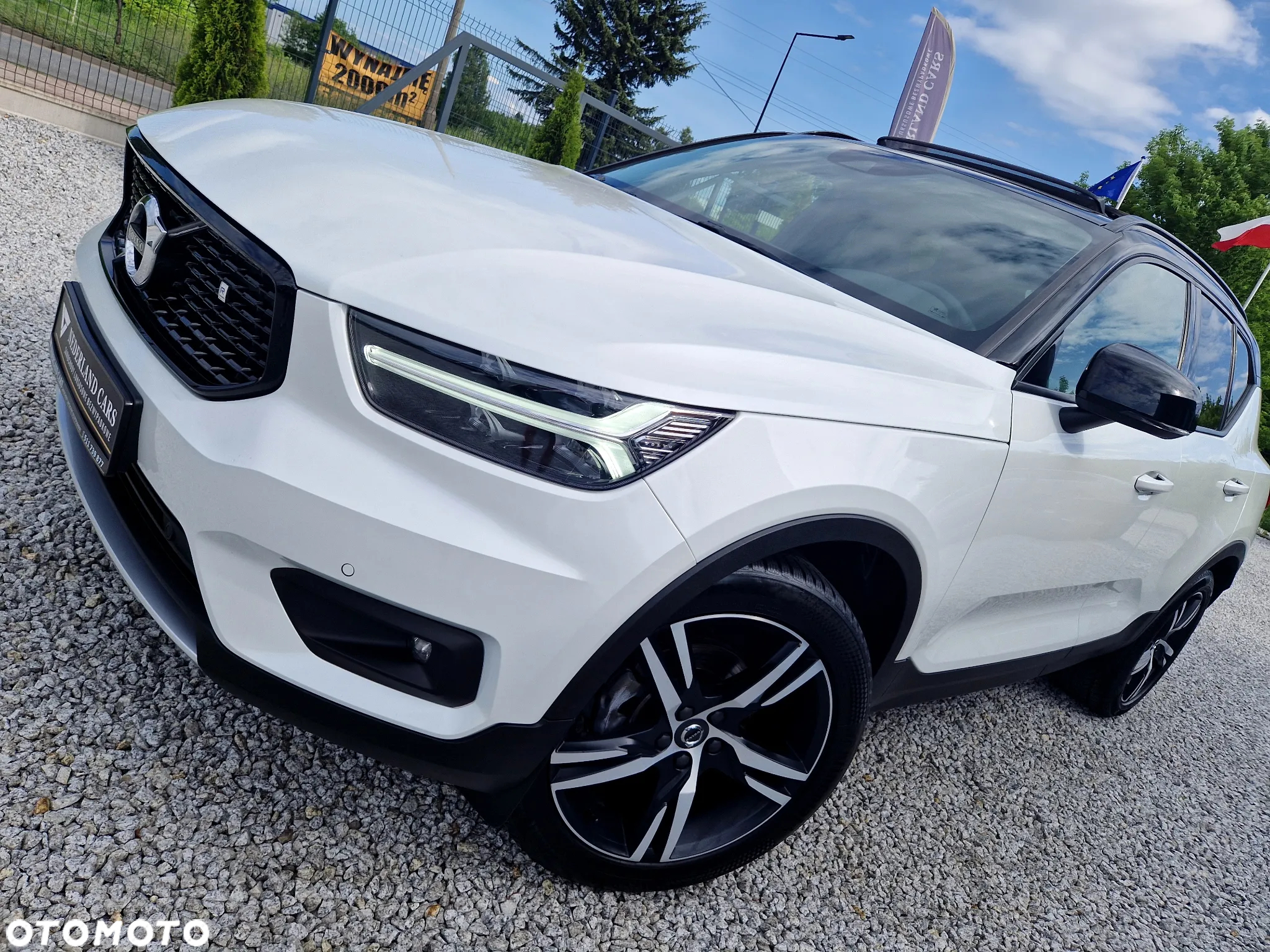 Volvo XC 40 T3 R-Design - 33