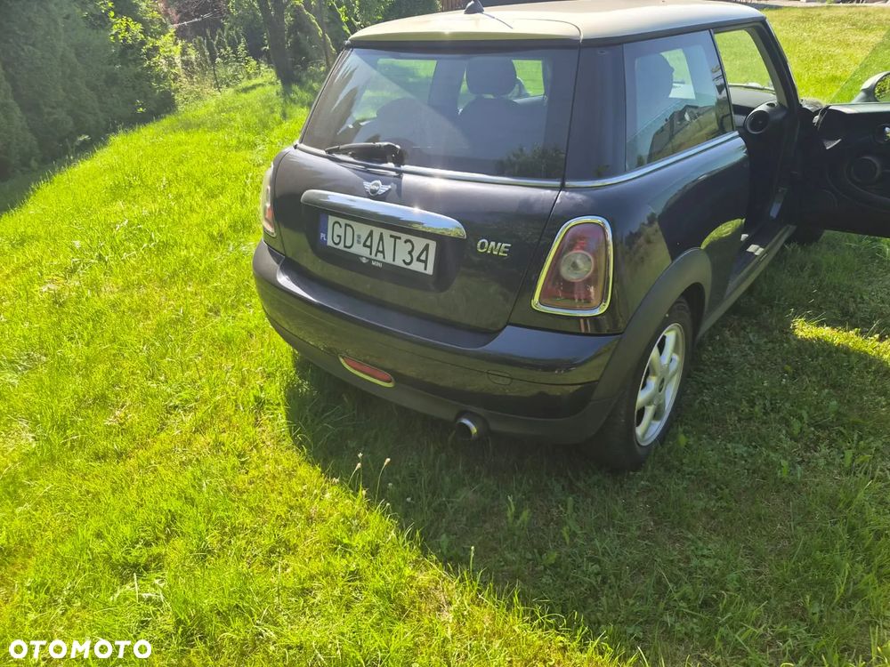 MINI ONE Standard - 4