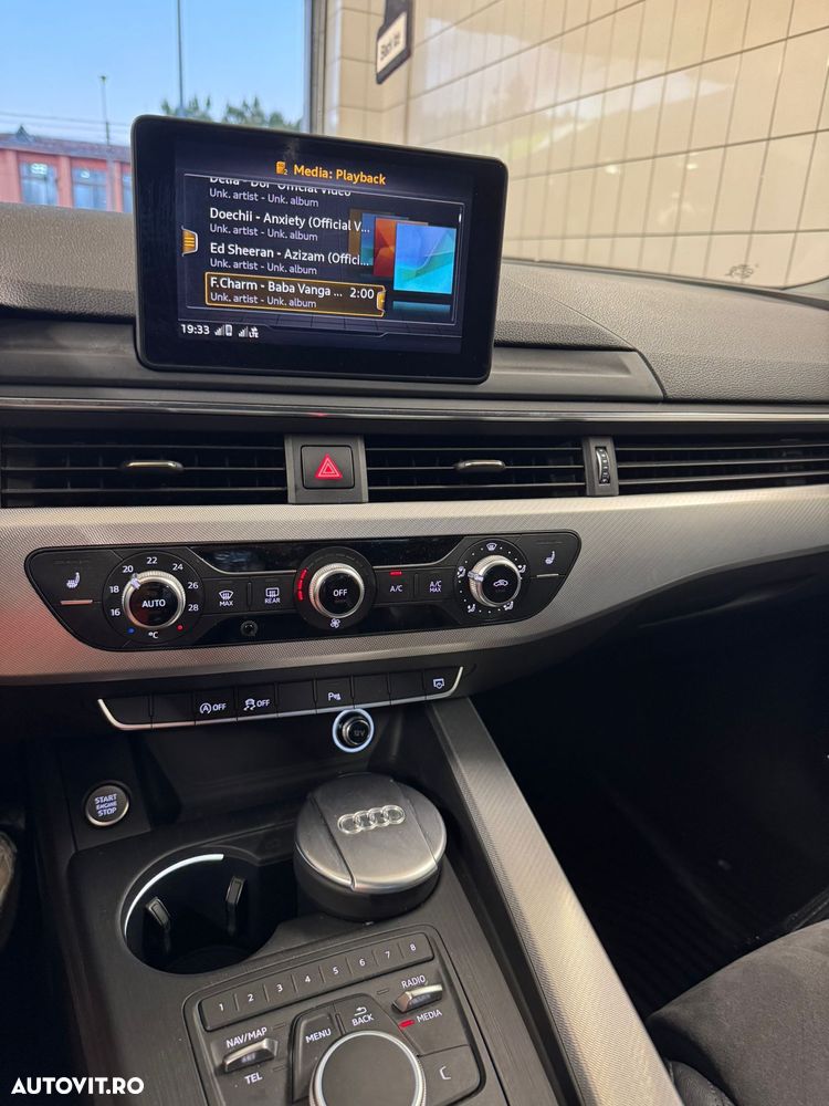 Audi A4 2.0 TDI S tronic - 2