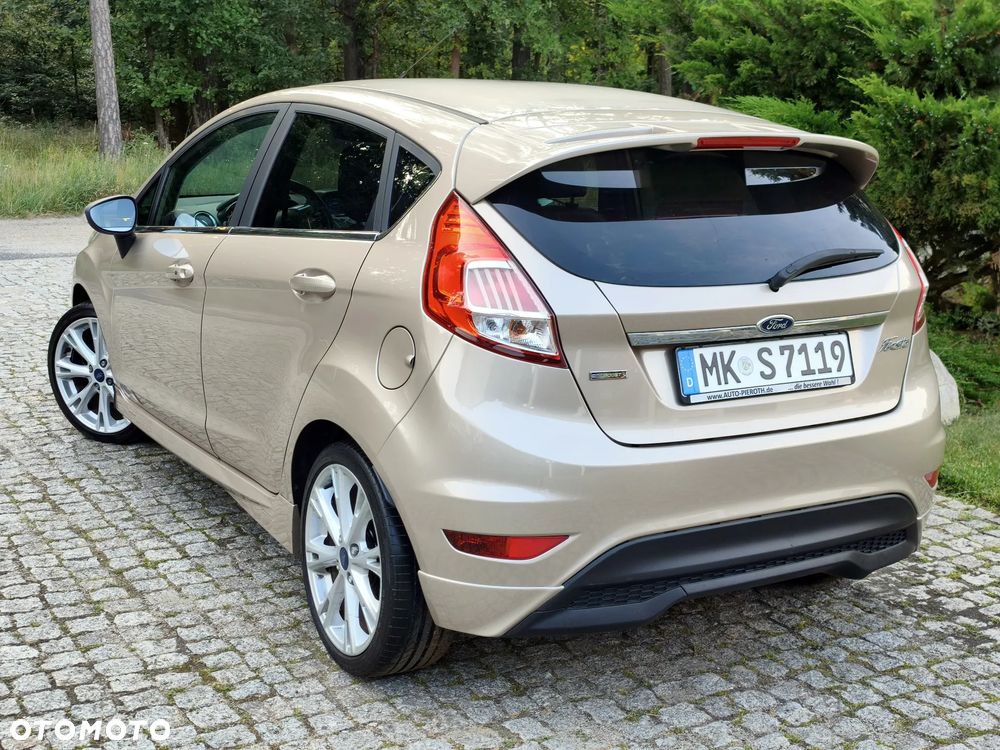Ford Fiesta 1.0 EcoBoost STart-Stop Titanium - 6