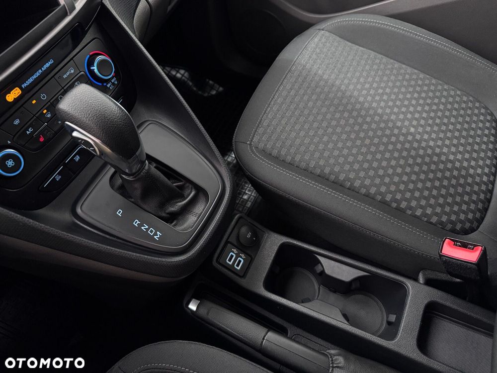 Ford Transit Connect - 29