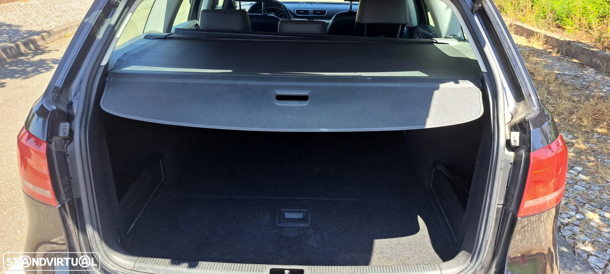 VW Passat Variant 2.0 TDi Highline - 8
