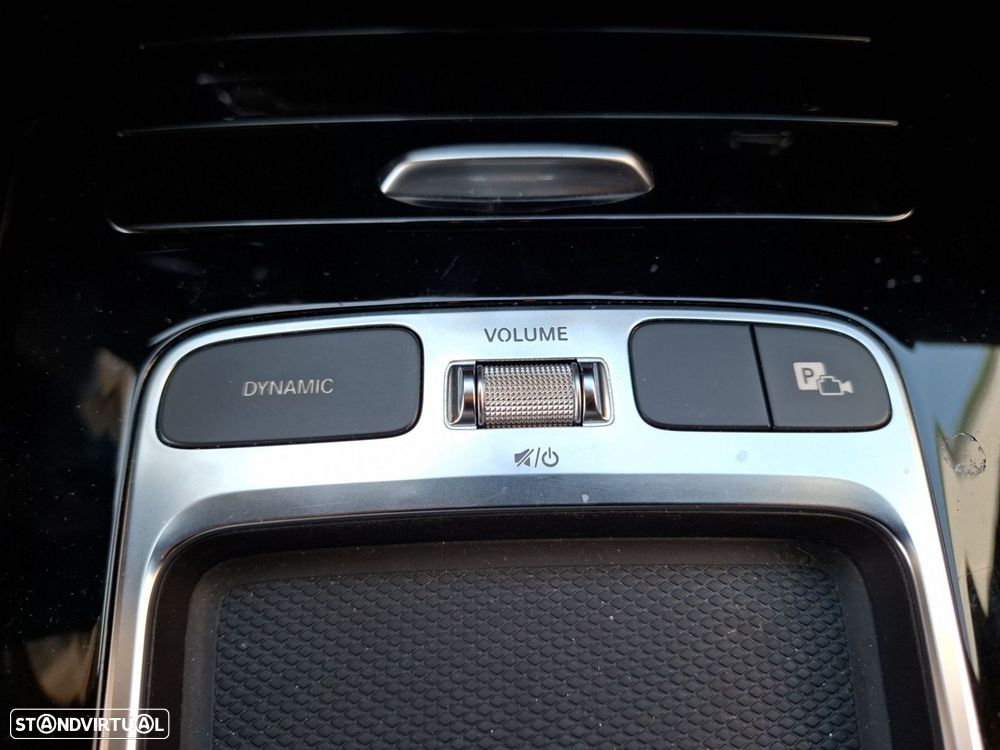 Mercedes-Benz A 250 e - 21