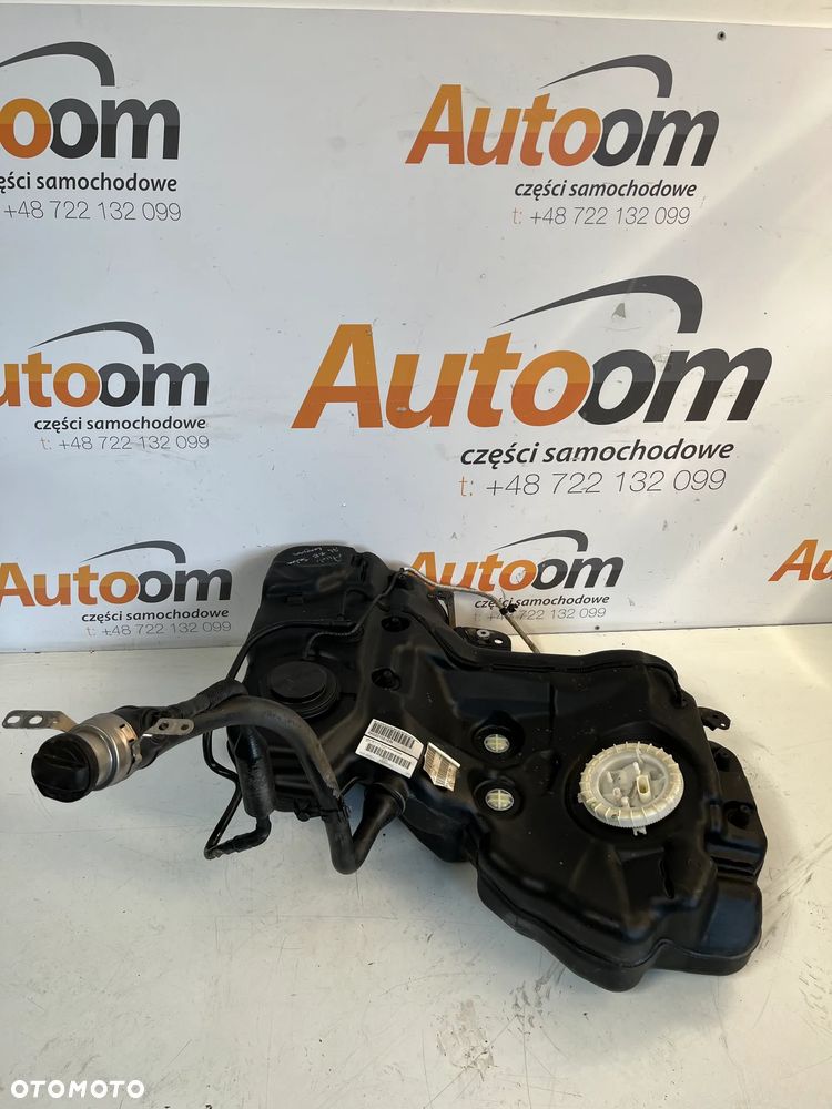 ZBIORNIK PALIWA BAK  AUDI A4 B8 1,8TFSI SEDAN  8K0201021EM,8K0201085 - 1