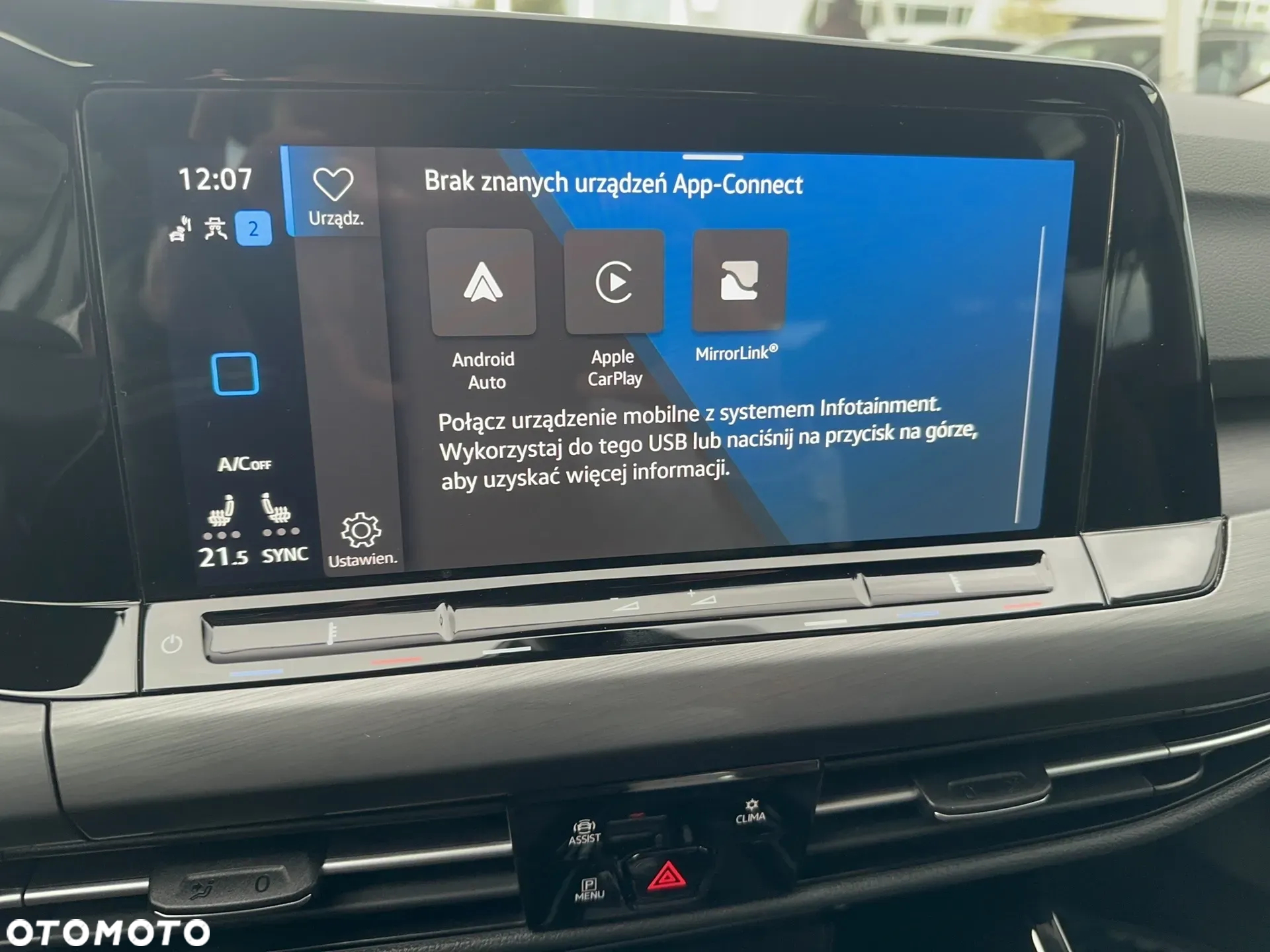 Volkswagen Golf - 21