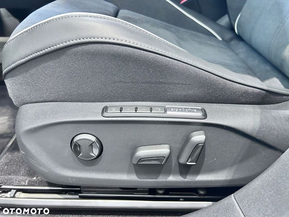 Volkswagen ID.7 - 8