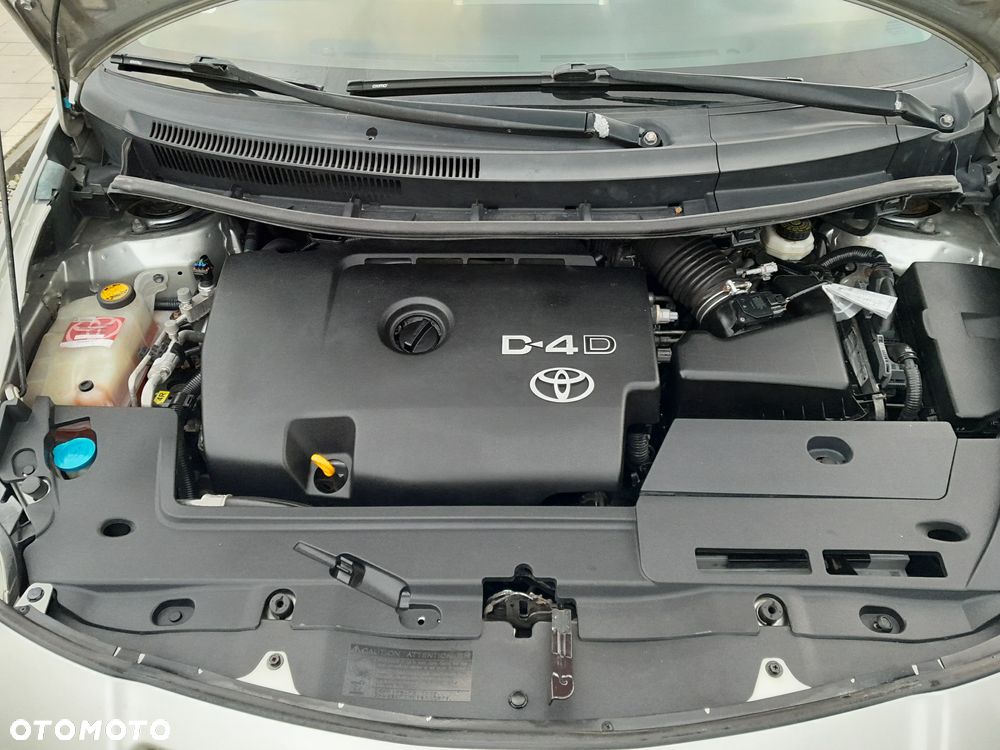 Toyota Auris - 12