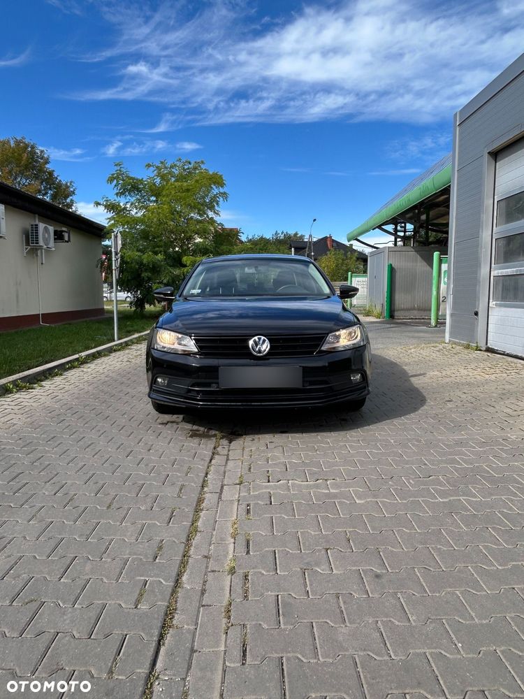 Volkswagen Jetta 2.0 TDI DPF BMT Trendline - 10