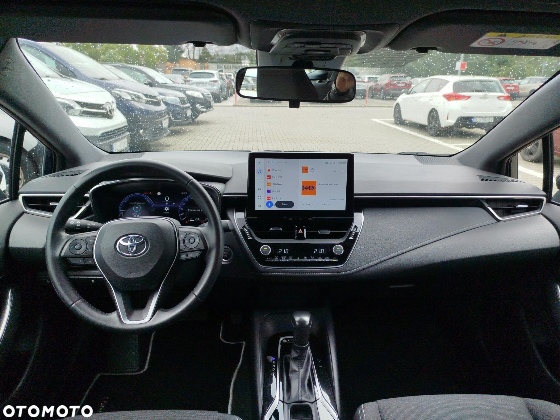 Toyota Corolla - 12