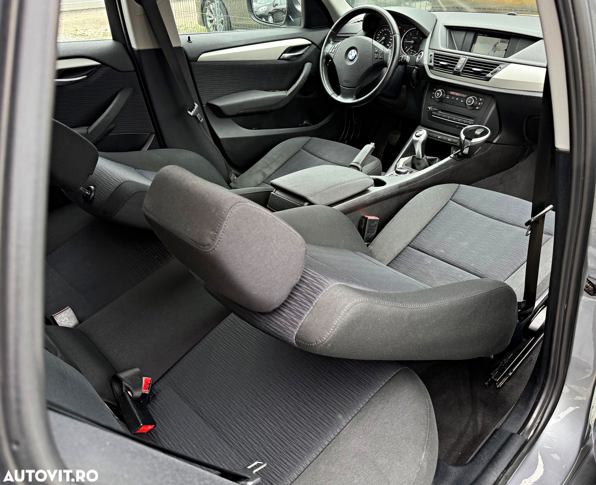BMW X1 sDrive18d xLine - 6