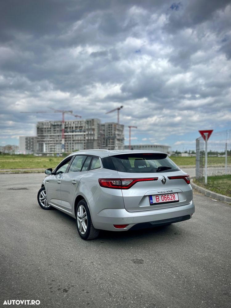 Renault Megane dCi 110 FAP EDC Paris Business - 6