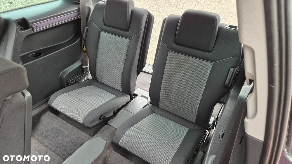 Opel Zafira - 18