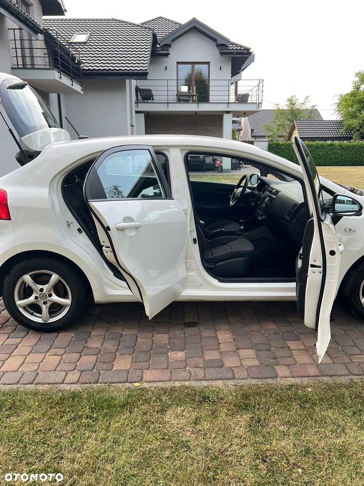 Kia Rio 1.2 Business Line - 7