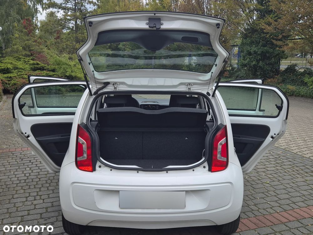 Volkswagen up! - 11